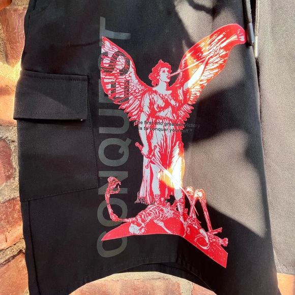 ⚫️🔴⚪️Boohoo Man Black Medium Men’s Cargo Shorts - Picture 2 of 3